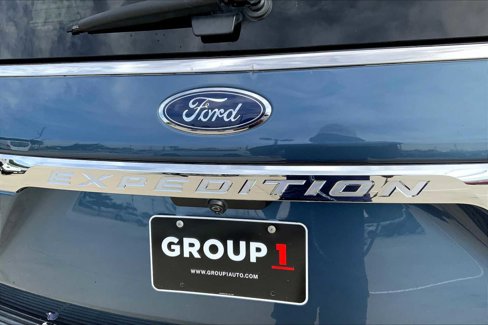 Used 2018 Ford Expedition XLT w/ Equipment Group 201A image 9