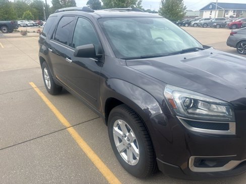 Used 2013 GMC Acadia SLE image 2