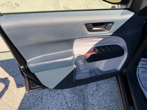 Used 2022 Ford Maverick XLT image 16