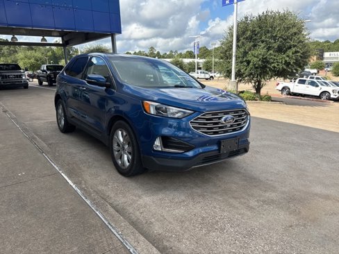 Used 2020 Ford Edge Titanium w/ Equipment Group 301A image 2