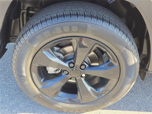 Used 2020 Jeep Cherokee Latitude Plus image 10