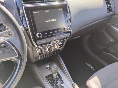 Used 2024 Mitsubishi Outlander Sport ES image 12