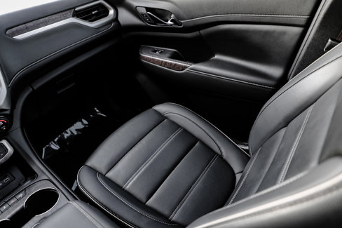 Certified 2023 GMC Acadia Denali w/ Denali Ultimate Package image 39