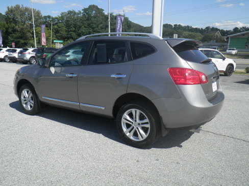 Used 2012 Nissan Rogue SV image 4