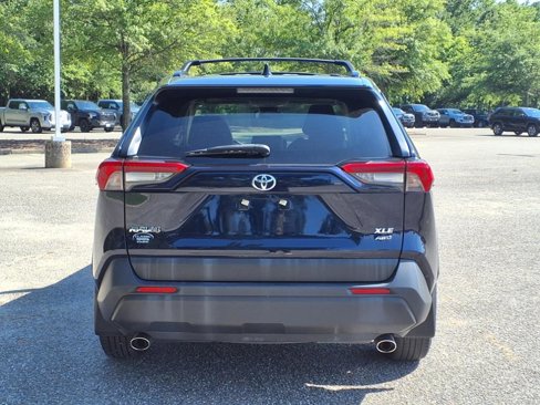 Used 2019 Toyota RAV4 XLE image 6