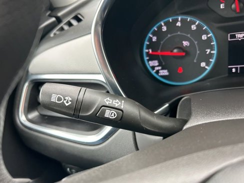 Used 2022 Chevrolet Equinox LS image 15