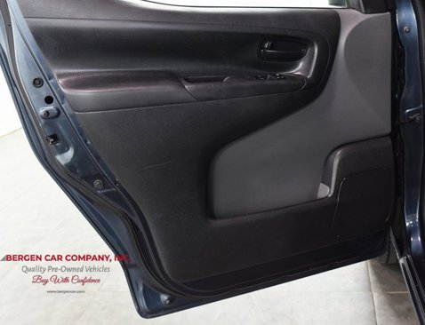 Used 2015 Chevrolet City Express LT w/ Technology Package image 7