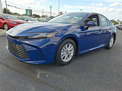 New 2025 Toyota Camry LE image 3