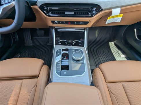 New 2025 BMW 330i Sedan w/ Premium Package image 18