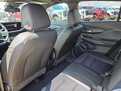New 2026 Buick Envista Preferred image 9