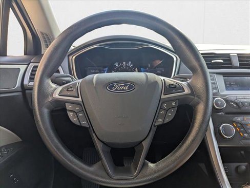 Used 2018 Ford Fusion S image 12