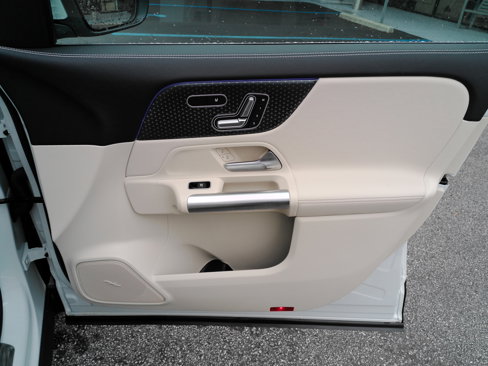 Certified 2024 Mercedes-Benz GLA 250 image 25