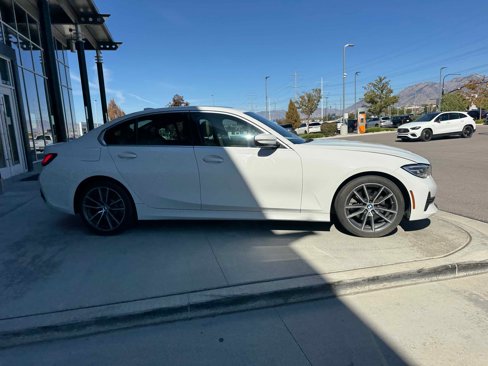 Used 2020 BMW 330i Sedan w/ Convenience Package image 9