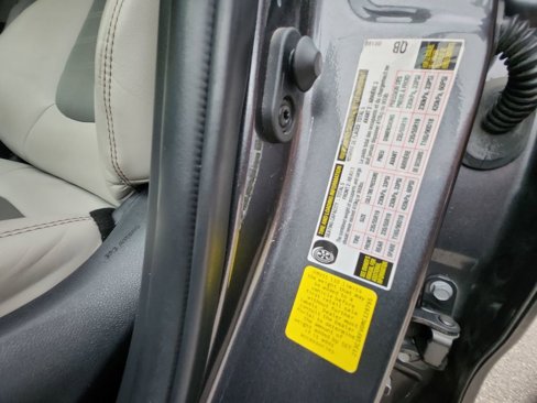 Used 2021 Toyota RAV4 XLE Premium image 38