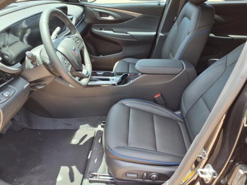 New 2025 Buick Envista Sport Touring w/ Convenience I Package image 12
