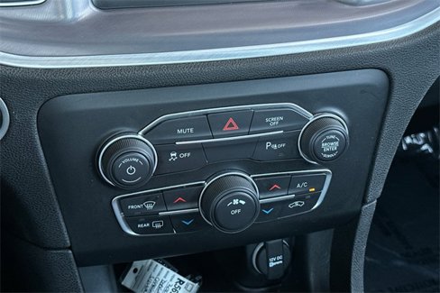Used 2022 Dodge Charger SXT image 23