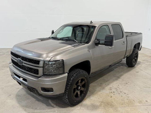 Used 2013 Chevrolet Silverado 2500 LT w/ Interior Plus Package image 2