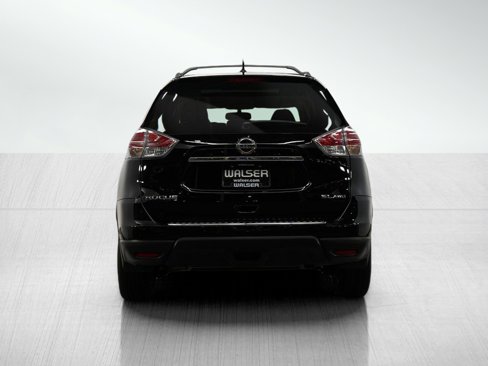 Used 2015 Nissan Rogue SL w/ SL Premium Package image 4