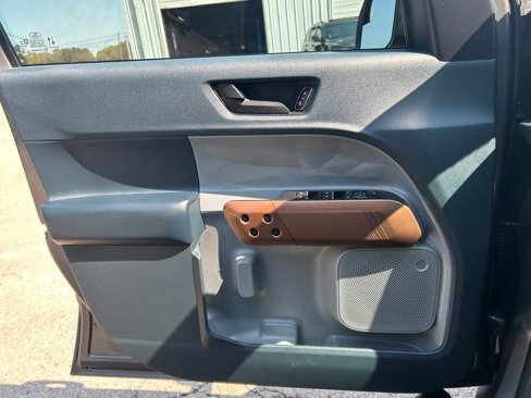 Certified 2022 Ford Maverick Lariat image 23