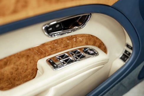 Used 2011 Bentley Mulsanne image 31