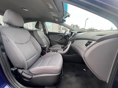 Used 2011 Hyundai Elantra GLS image 19