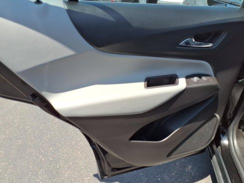 Used 2020 Chevrolet Equinox LS image 13
