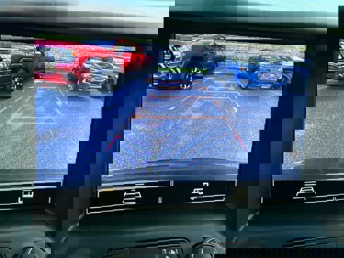 Used 2023 GMC Acadia SLE image 22