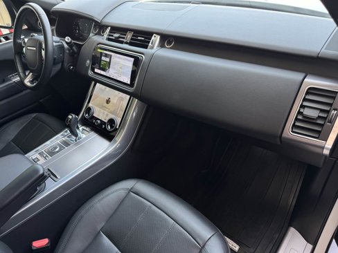 Used 2020 Land Rover Range Rover Sport HSE image 21