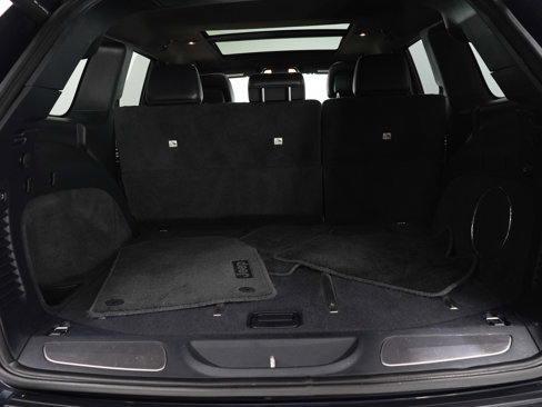 Used 2017 Jeep Grand Cherokee Overland image 14