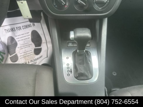 Used 2008 Volkswagen Rabbit S image 18