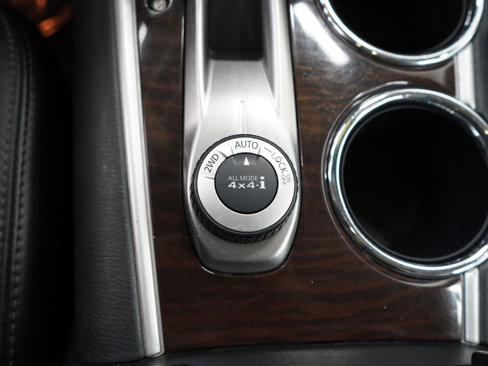 Used 2013 Nissan Pathfinder Platinum w/ Platinum Premium Pkg image 27
