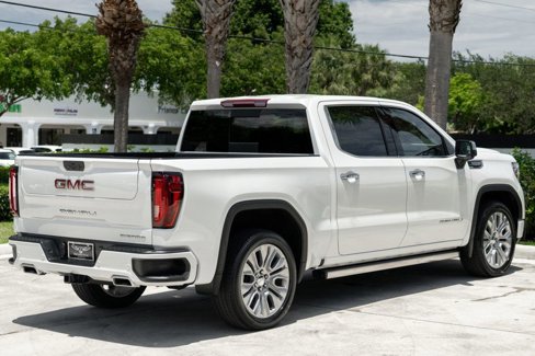 Used 2021 GMC Sierra 1500 Denali w/ Denali Premium Package image 8