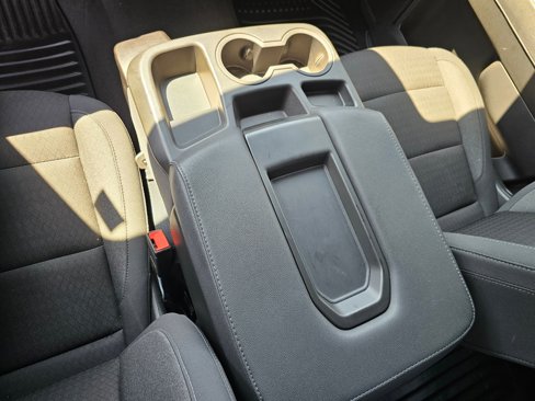 Used 2023 Chevrolet Silverado 1500 LT image 24