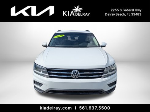 Used 2019 Volkswagen Tiguan SE image 2