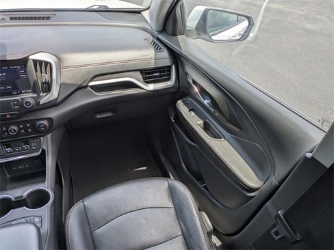 Used 2020 GMC Terrain SLT image 17