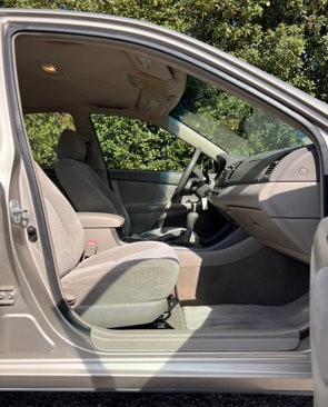 Used 2004 Toyota Camry LE image 15