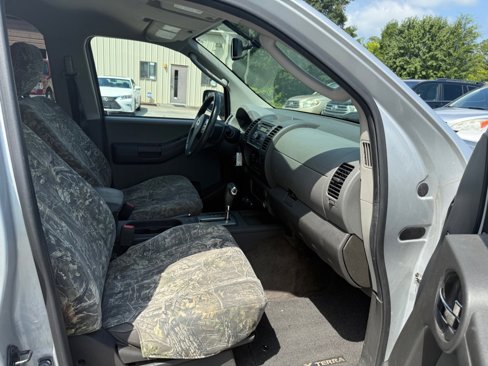 Used 2012 Nissan Xterra X image 14