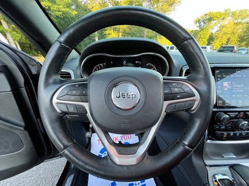 Used 2021 Jeep Grand Cherokee Limited w/ Sun & Sound Group image 24