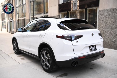 New 2025 Alfa Romeo Stelvio Sprint w/ Convenience Package image 6