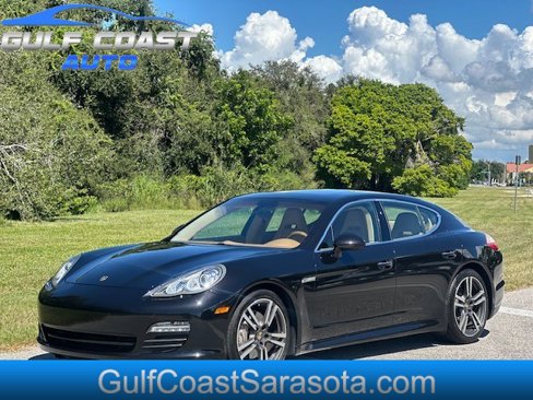 Used 2013 Porsche Panamera S image 1