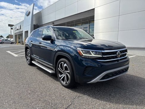 Used 2021 Volkswagen Atlas Cross Sport SEL Premium image 1