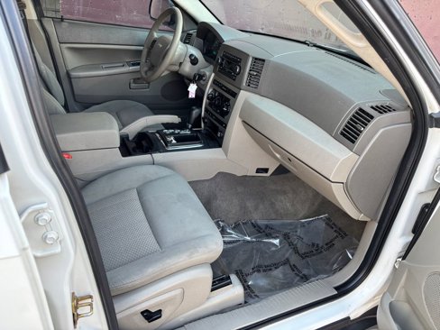 Used 2006 Jeep Grand Cherokee Laredo image 37