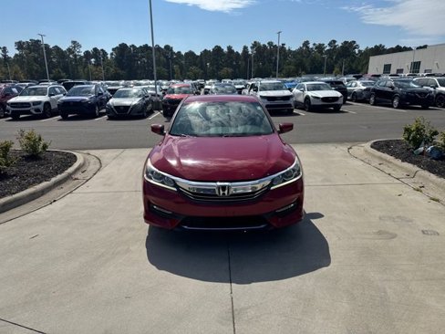 Used 2017 Honda Accord Sport image 3