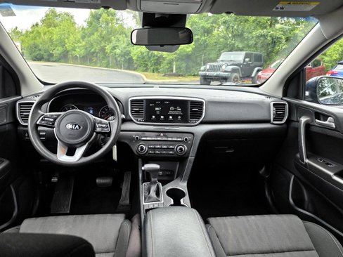 Used 2021 Kia Sportage LX image 29