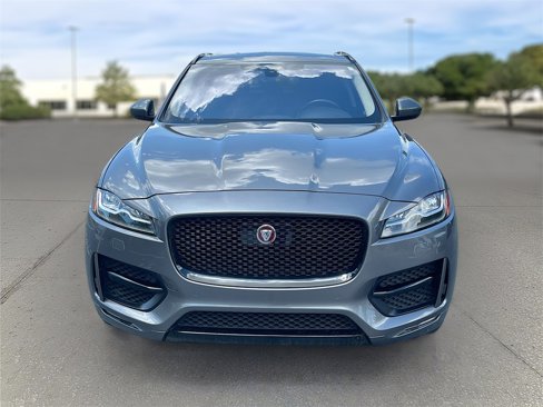 Used 2019 Jaguar F-PACE R-Sport image 2