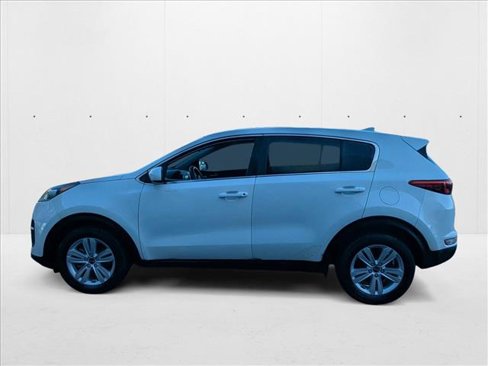 Used 2018 Kia Sportage LX image 9