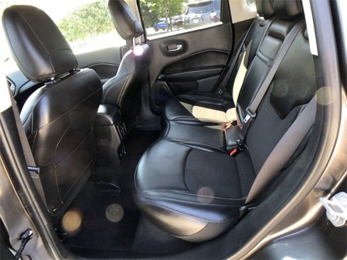 Used 2019 Jeep Compass Latitude w/ Cold Weather Group image 21