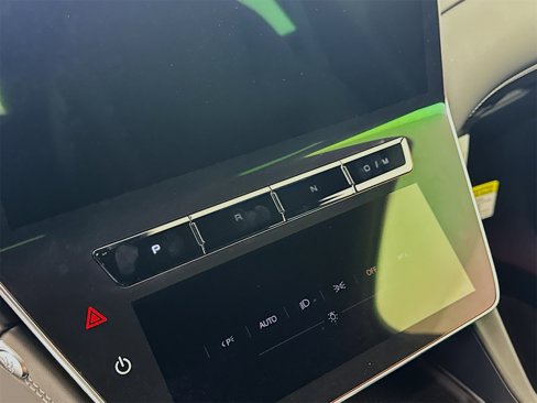 New 2025 Maserati Grecale GT image 15