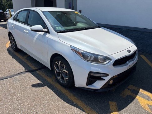 Certified 2021 Kia Forte LXS image 1