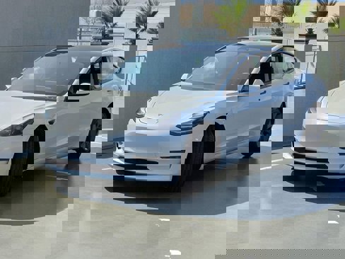 Used 2021 Tesla Model 3 Standard Range image 6